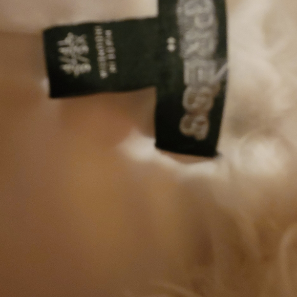 BLOGGER'S FAVE! Express Faux Fur Coat White NWT XSMALL - Picture 3 of 5